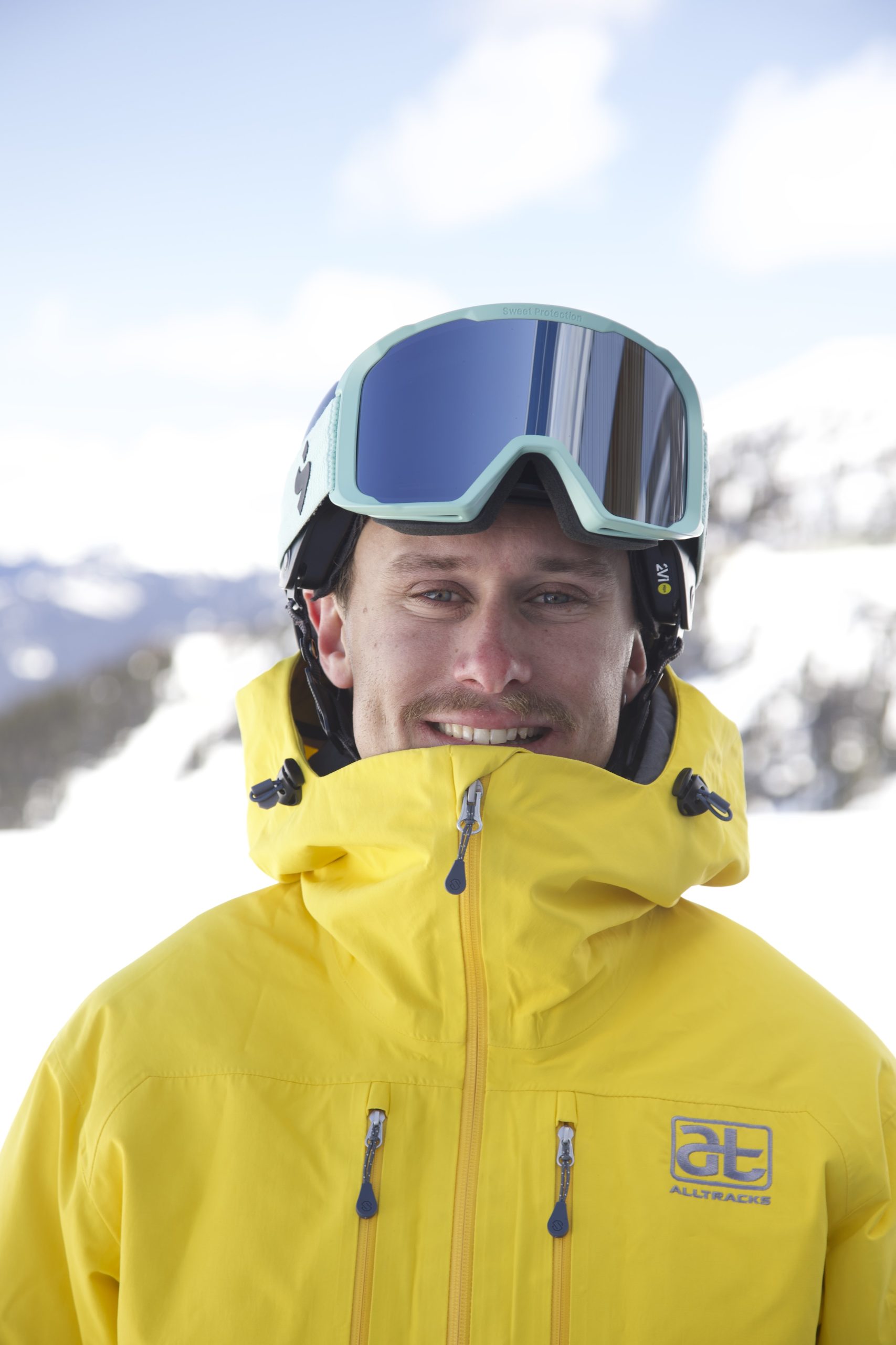 Lochie alltracks ski instructor