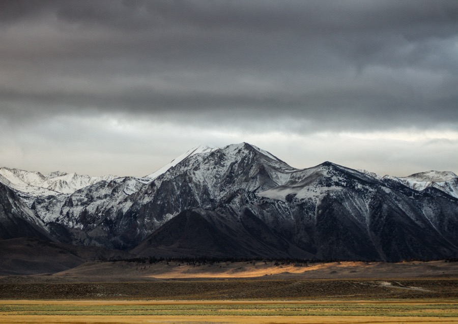 mountain cloud snow