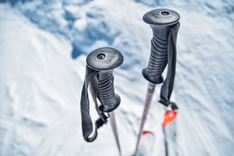 How to Choose the Best Ski Poles for you | ALLTRACKS